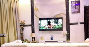 Studio, 1 Bedroom, Smoking, Balcony | Room amenity - Ft Realty Properties 2 (Accra)