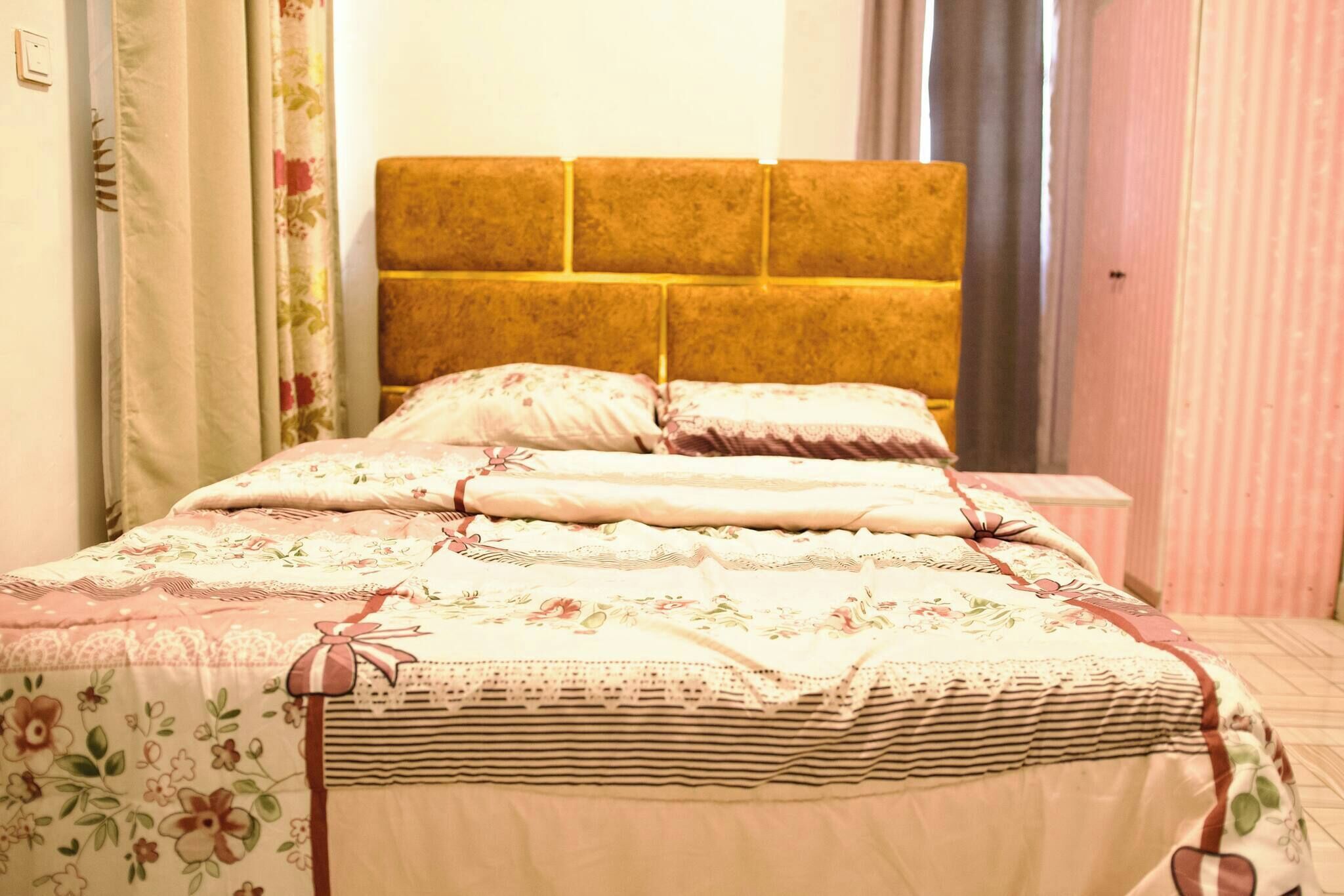 2 bedrooms