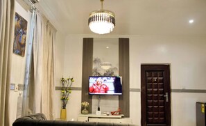 Studio, 1 Bedroom, Smoking, Balcony | Living room - Ft Realty Properties 11 (Accra)