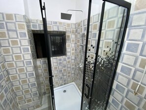 Apartment, 1 Bedroom, Accessible, Smoking | Bathroom - Ftrealtyproperties Lord's Hill 4 (Mile 11)