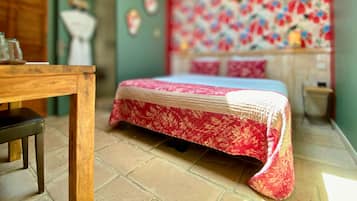 Chambre Double, patio, vue jardin | Décoration personnalisée, ameublement personnalisé