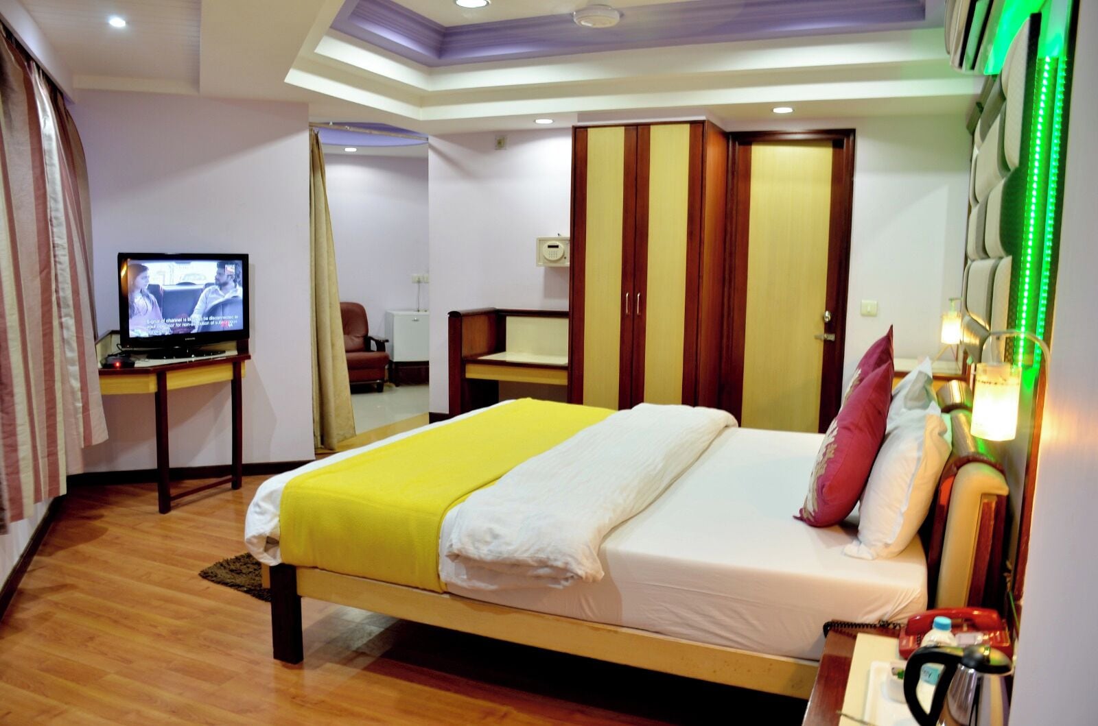 Presidential-Zimmer | Schreibtisch, Bettwäsche