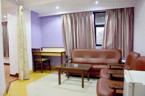 Presidential Room | Living area