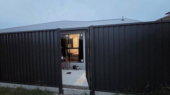 Studio, 1 Bedroom | Exterior