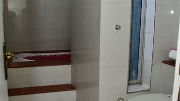 Escrivaninha, espaço de trabalho para notebook, Wi-Fi de cortesia