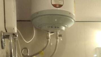 Shower, free toiletries, towels, soap