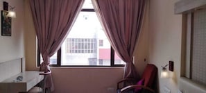 Desk, laptop workspace, free WiFi