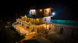 واجهة المنشأة