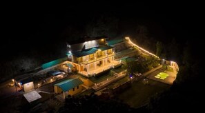 واجهة المنشأة