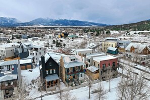 Exterior - Hacienda Chiquita! Centrally Located Private Basement (Buena Vista)