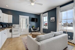 TV - River Park Studio! Apartment Near Shops & Trails (Buena Vista)