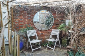 House, 2 Bedrooms | Terrace/patio