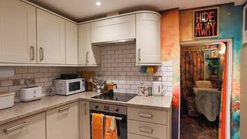 House, 2 Bedrooms | Interior