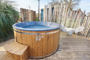 Cabin, 1 Bedroom | Outdoor spa tub - Orchard View Shepherds Hut (Henfield)