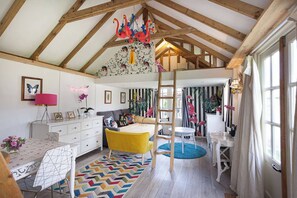 Chalet, 2 chambres | Aire de séjour