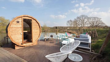 Chalet, 2 Bedrooms | Terrace/patio