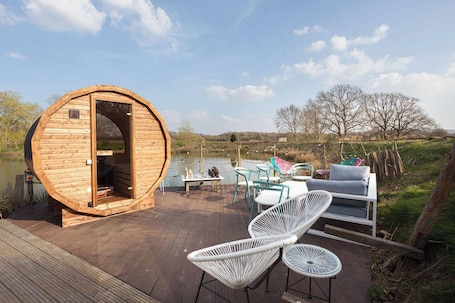 Chalet, 2 Bedrooms | Terrace/patio. Tiny House in Wonderland