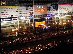 Parking - Cosmo Stays – Stylish Urban Retreat in Noida (Ghaziabad)