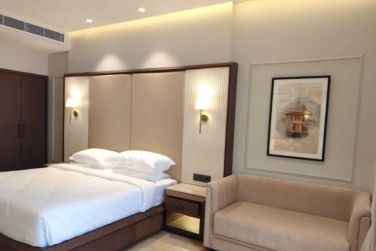 Premium Room, Mountain View | In-room safe, desk, iron/ironing board, free WiFi