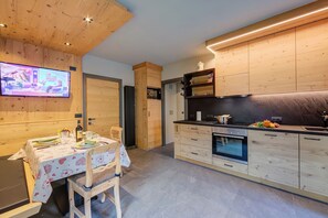 Family Apartment, Multiple Bedrooms (Loredana 2) | Private kitchen - Loredana 2 (Livigno)