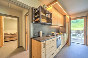 Family Apartment, Multiple Bedrooms (Loredana 2) | Private kitchen - Loredana 2 (Livigno)