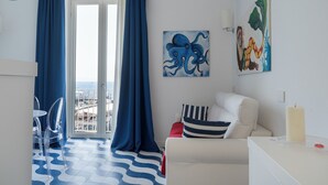 Unclassified image, 4 of 33, button - Sorrento Luxury Home (Sorrento)