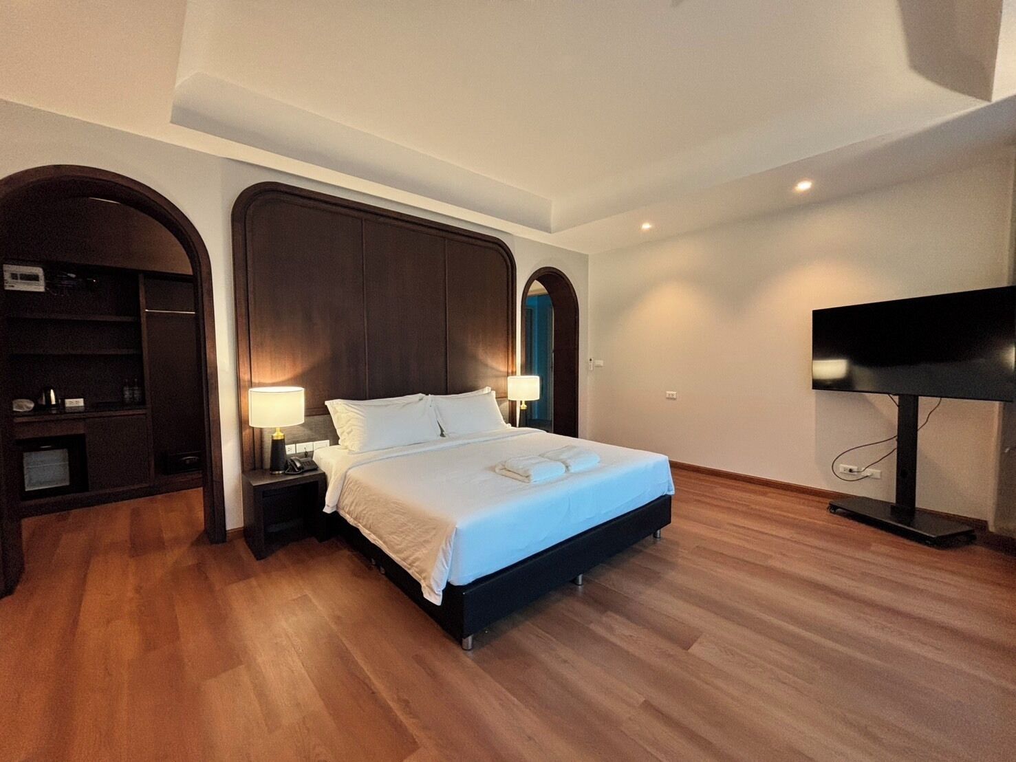 Sann Suite Room | Két bảo mật tại phòng, truy cập Internet không dây miễn phí 