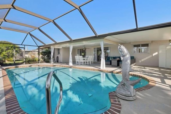 Unclassified image, 1 of 8, button - Villa Tarpon Terrace (Cape Coral)