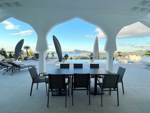Outdoor dining - "Villa Afsaneh" - Exceptional villa in Moorish style / Costa Blanca Altea (Altea la Vella)