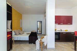 Basic Studio, 1 Double Bed, Kitchen | Iron/ironing board, free WiFi - Residence Borgo & Mare (Melendugno)