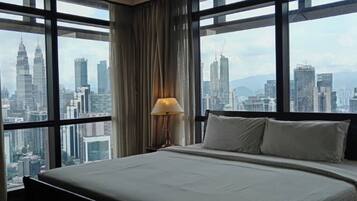 Premium bedding, Select Comfort beds, in-room safe, soundproofing