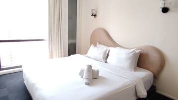 Premium bedding, Select Comfort beds, in-room safe, soundproofing