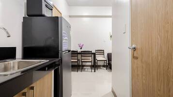Condo, 2 Bedrooms, Private Pool | Interior