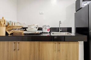 Condo, 2 habitaciones, alberca privada | Interior