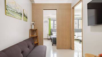 Condo, 2 Bedrooms, Private Pool | Living room