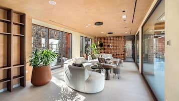 Sala de estar en el lobby