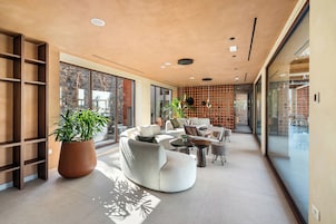 Sala de estar en el lobby