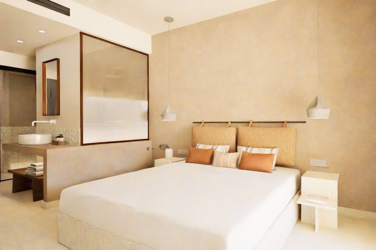 In-room safe, soundproofing, iron/ironing board, free WiFi