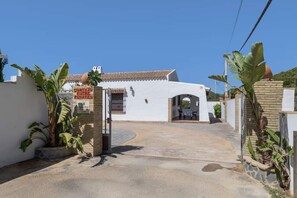 Property grounds - Couple Retreat in Conil, with a Pool (Conil de la Frontera)