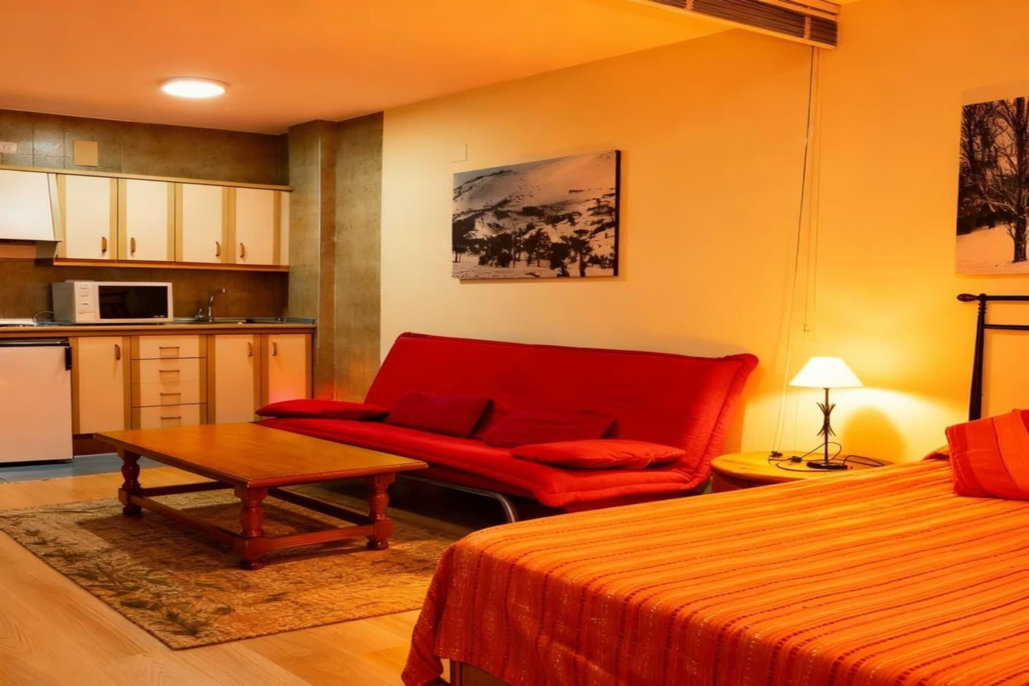 Internet, bed sheets