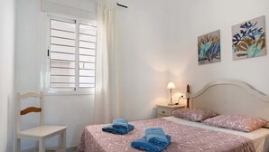 Room - Premium Conil Holiday Apartment (Conil de la Frontera)