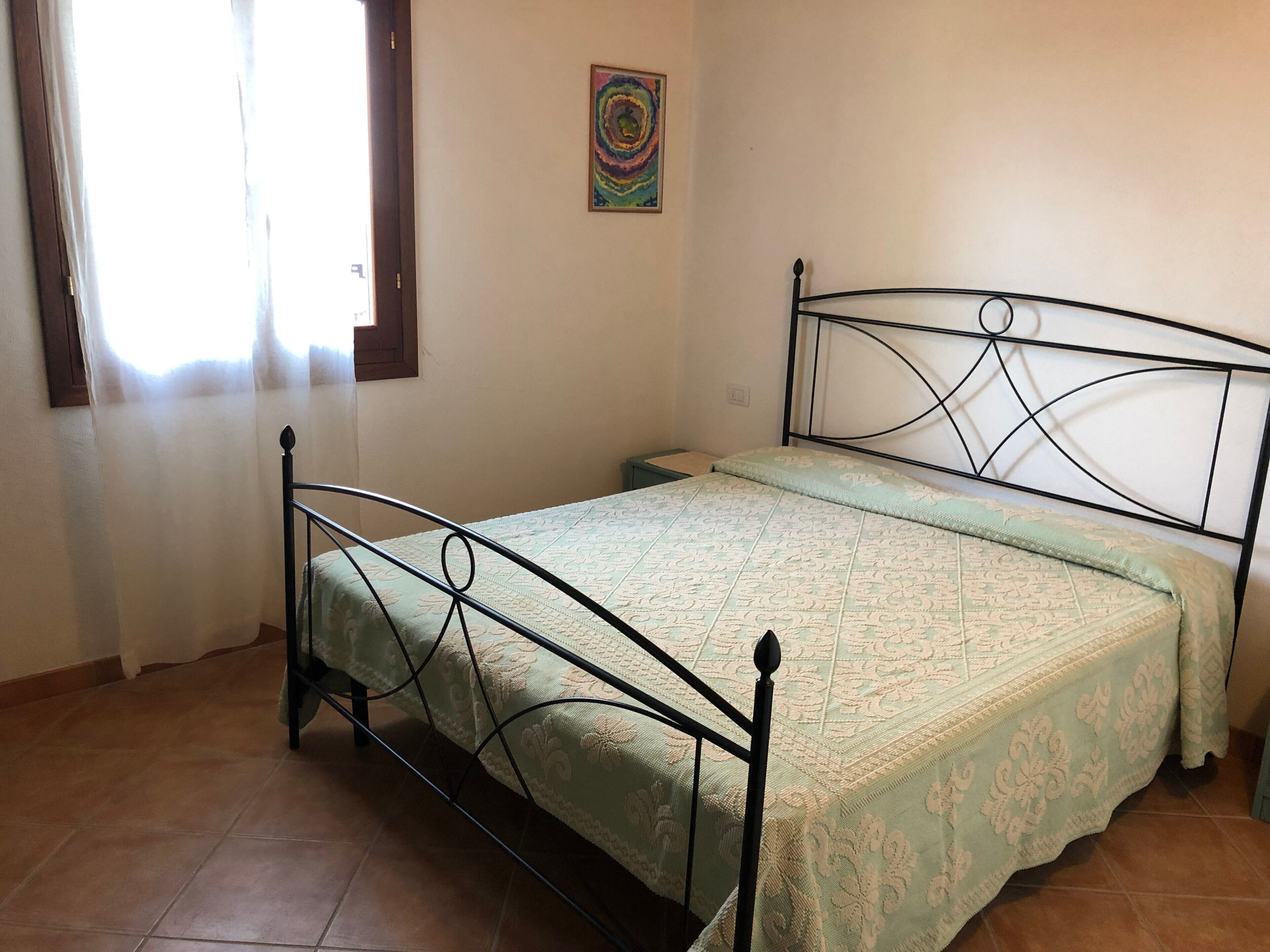 2 Schlafzimmer, Bügeleisen/Bügelbrett