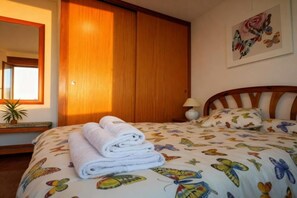 2 Schlafzimmer, Bügeleisen/Bügelbrett, kostenloses WLAN, Bettwäsche