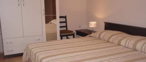 2 chambres, accĂšs au Wi-Fi (inclus)