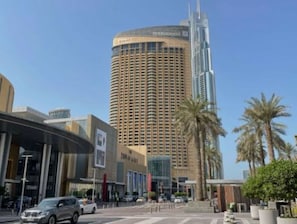 Exterior - The Grand Burj Panorama • 3BR Luxury Fountain Views + Balcony (Dubai)