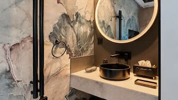 Salle de bain moderne au miroir lumineux-8f4c2cc9-8564-45a2-93be-d38e3acee23b