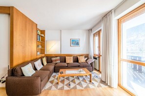 TV - Bernardi Apartment (Caprile)