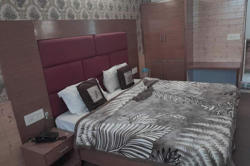 Hotel Sharma Guest House - Dadhi