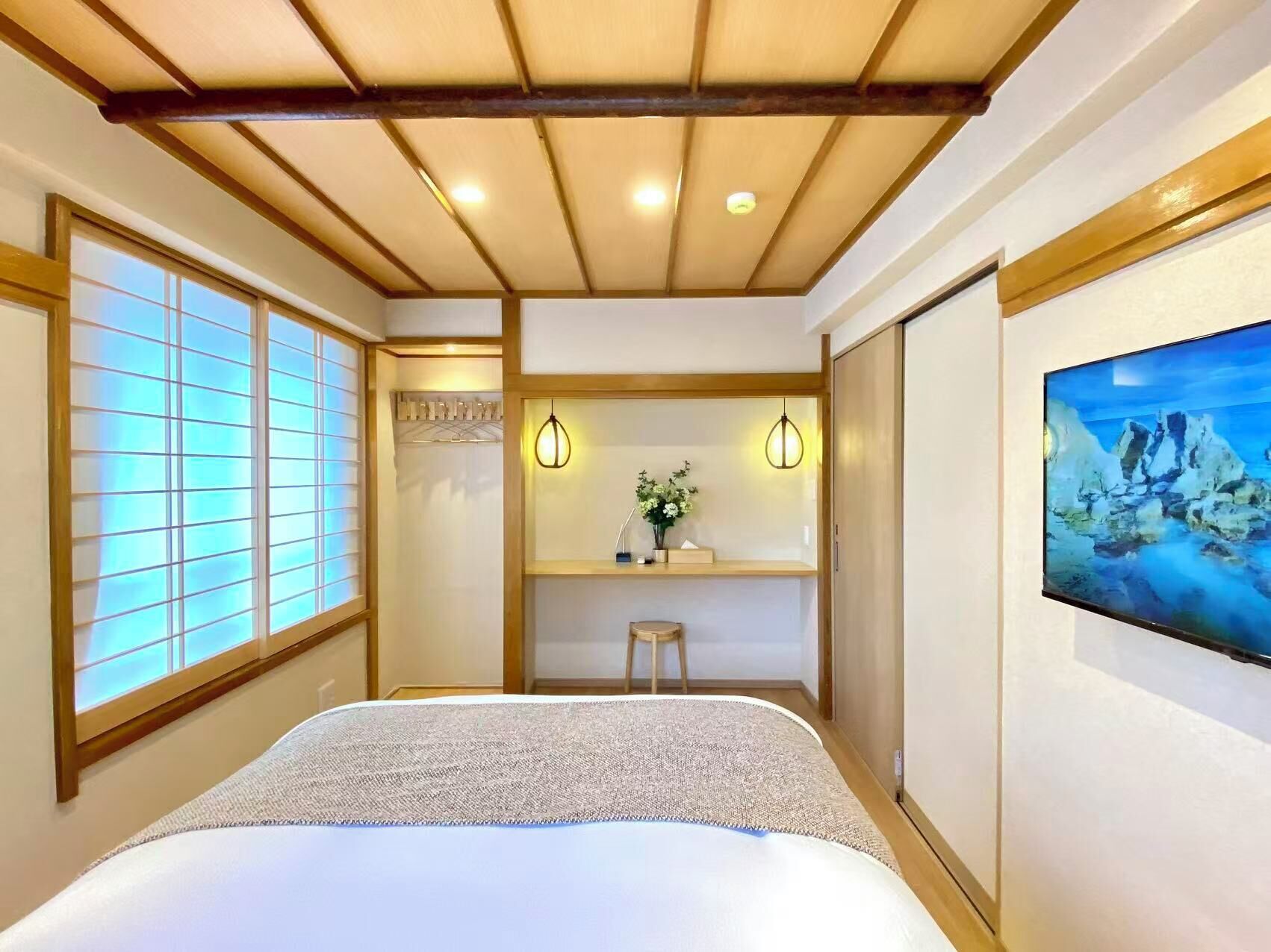 3 chambres, fer et planche à repasser, accès au Wi-Fi (inclus)