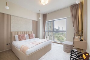 Luxury-Apartment, Balkon, Stadtblick | Kostenloses WLAN